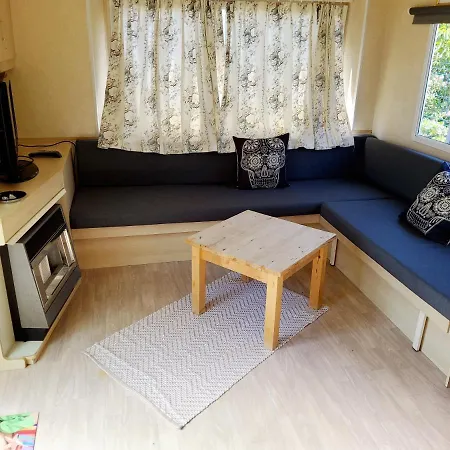 El Nido Bungalows بيت ضيافة